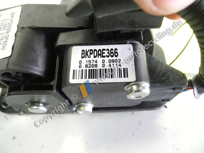 Kia Opirus ab BJ2007 elektrisches Gaspedal BKYD0093F600